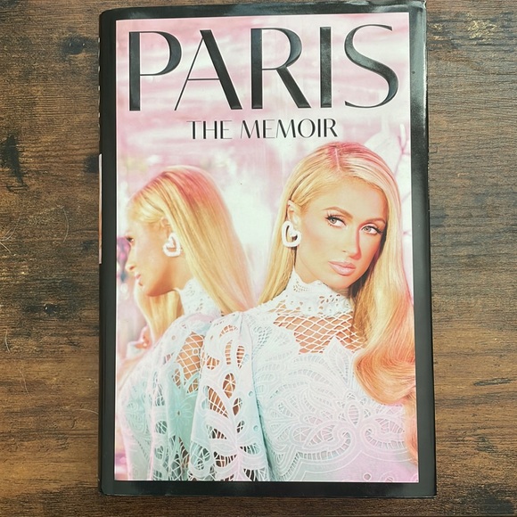 “Paris: The Memoir” by Paris Hilton - Picture 1 of 2